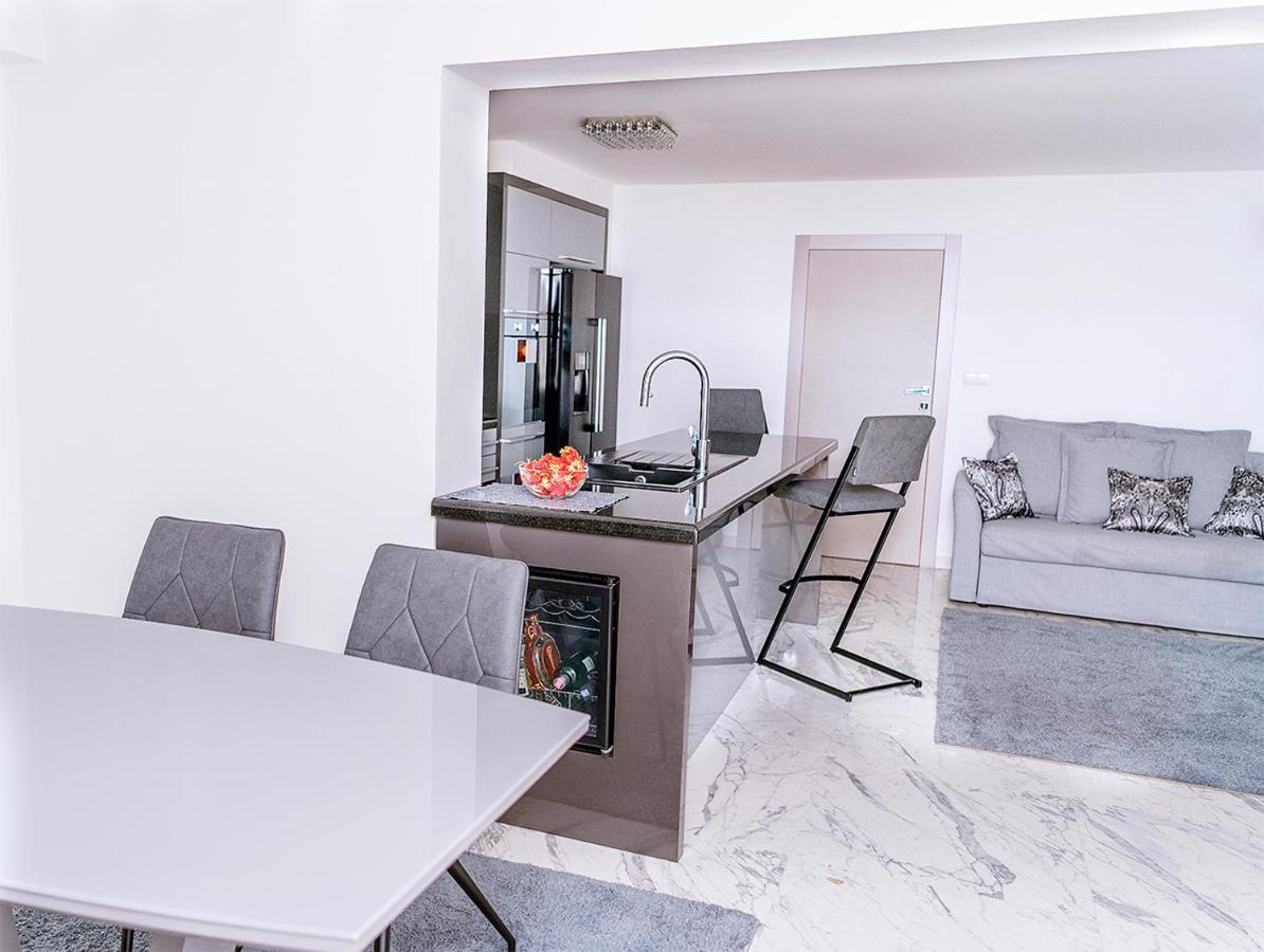 Apartments Petra Krk Đảo Krk Ngoại thất bức ảnh