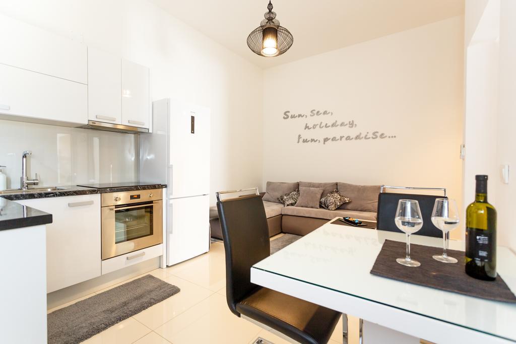 Apartments Petra Krk Đảo Krk Ngoại thất bức ảnh