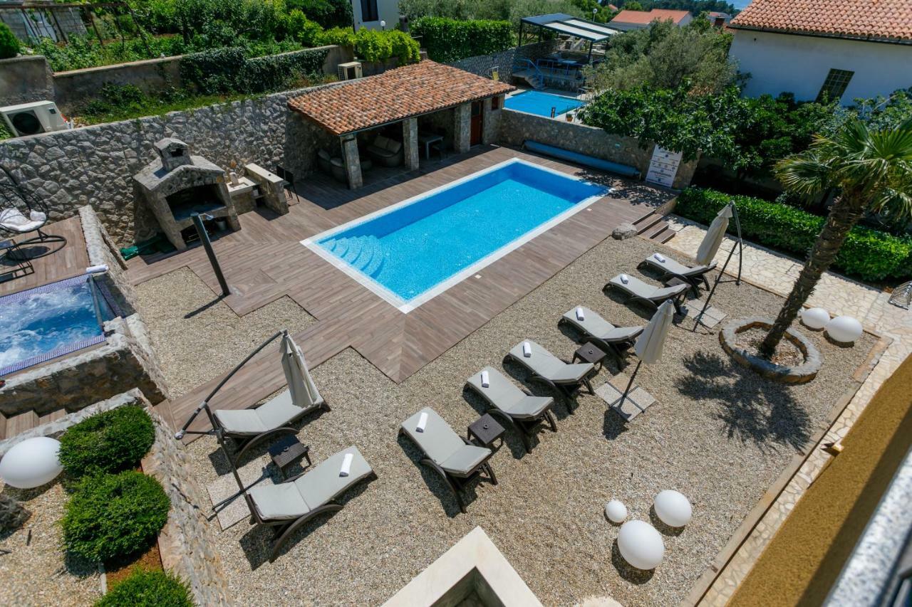 Apartments Petra Krk Đảo Krk Ngoại thất bức ảnh